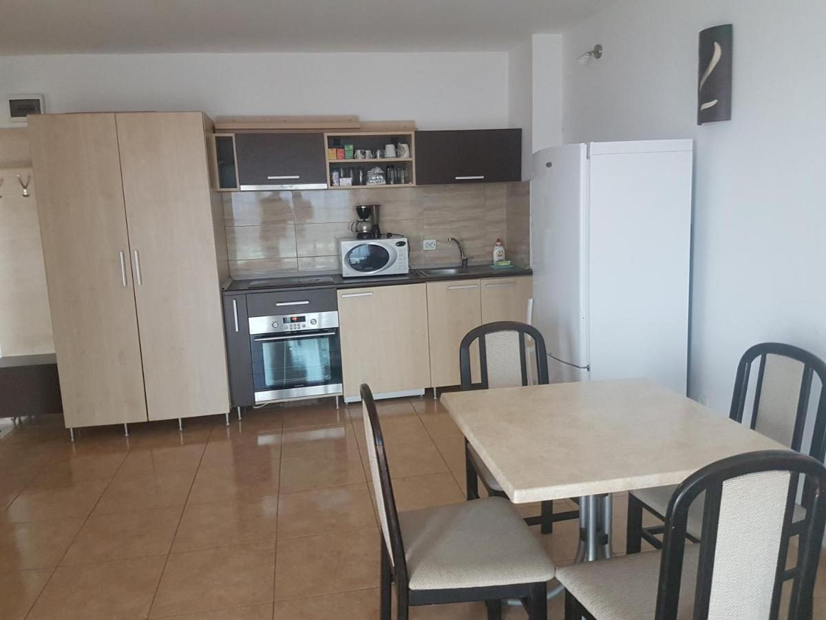 Apartment St.vlas Mamaia